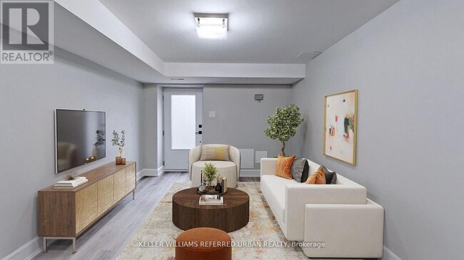 Building Photo - 783 Dufferin St