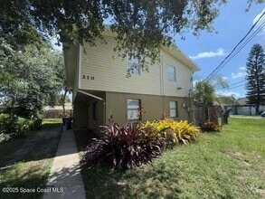 Building Photo - 310 Oleander Pl