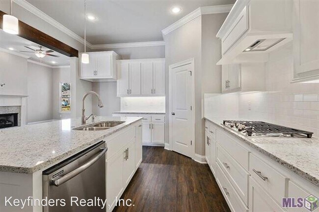 Foto del edificio - 3 br, 2 bath House - 13420 Belle Prairie Dr.