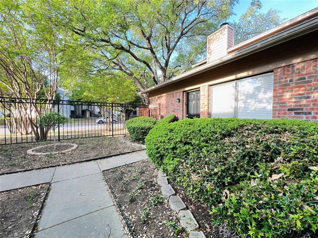 Foto del edificio - 5759 Cedar Creek Dr