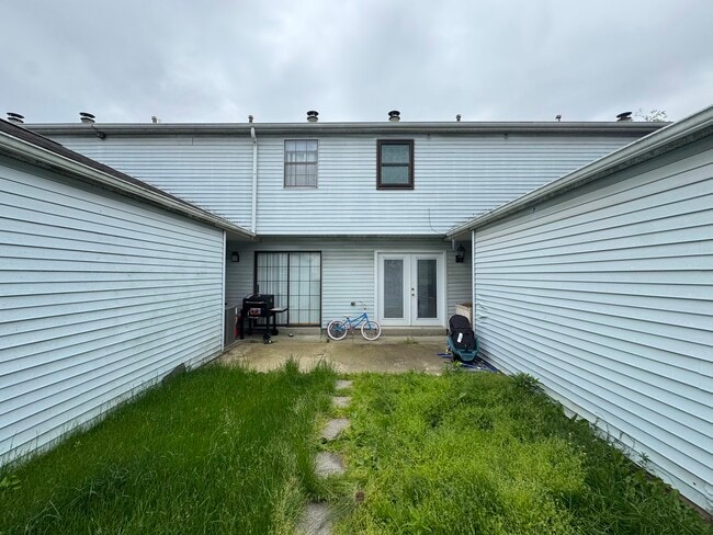 Building Photo - 307 Cross Wind Dr