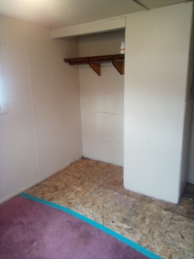 Building Photo - 1130 MT-135