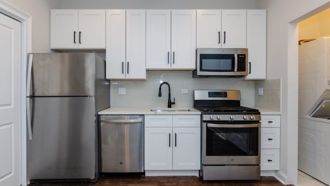 Photo - 1933 S May St Apartment