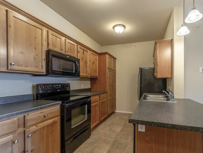 Foto del edificio - Coryell Courts Apartments