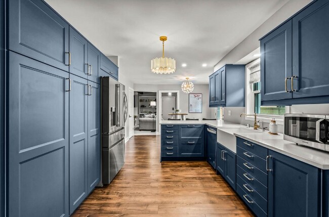 Foto del edificio - 421 W Lloyd St