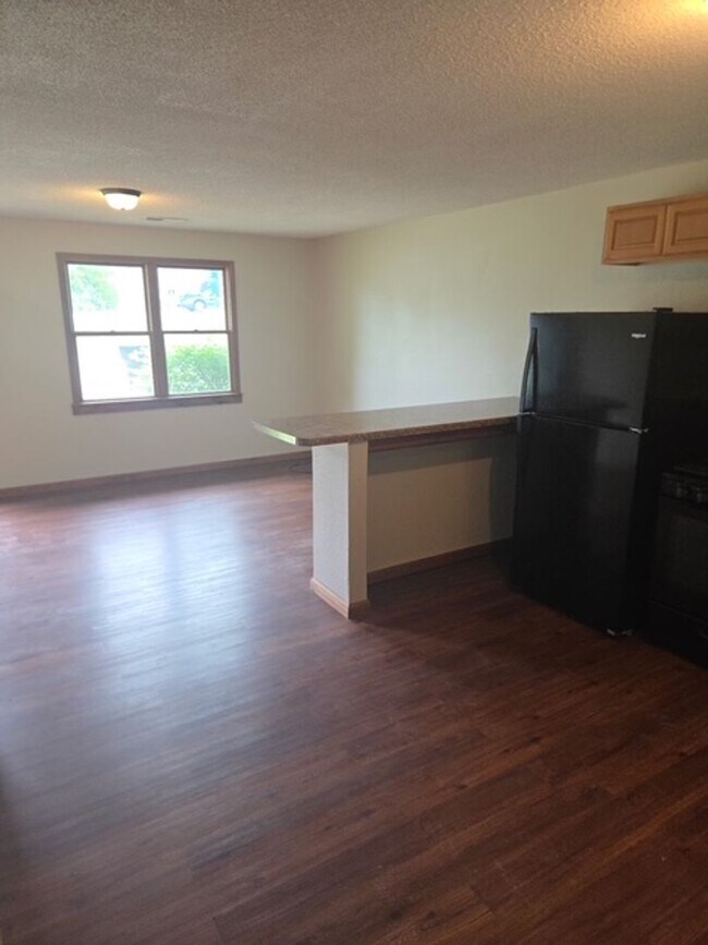 Foto del edificio - 215 W Valleyview Dr