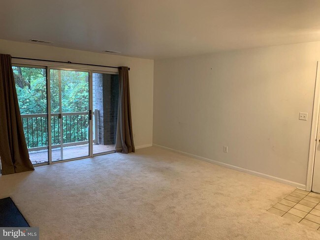 Building Photo - 603 Admiral Dr