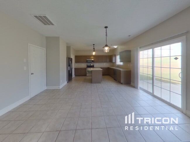 Building Photo - 4327 Stone Mountain Dr