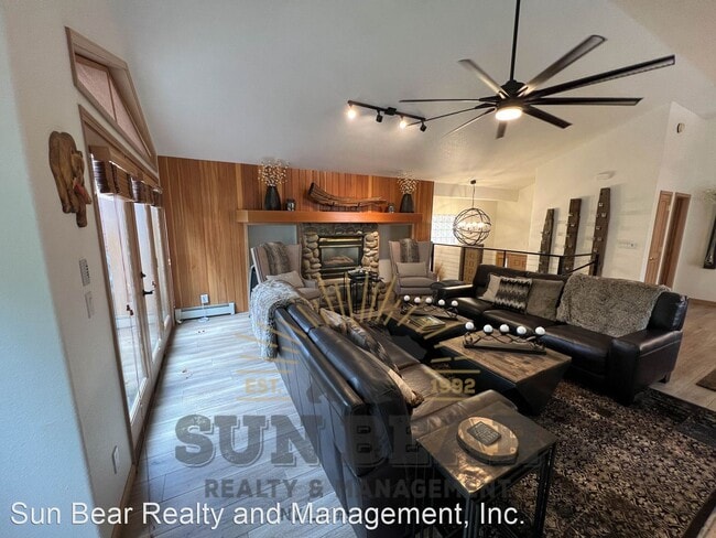 Building Photo - 4 br, 2.5 bath House - 777 Freel's Peak Dr.
