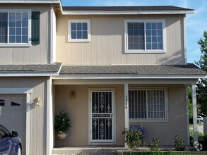 Building Photo - 9995 Brightridge Dr