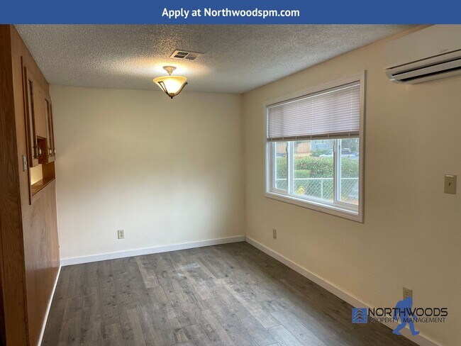 Foto del edificio - Very Nice 2 Bedroom 2 Bath Front duplex-Al...