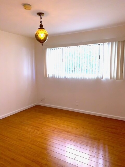 Foto del edificio - 1031 N Laurel Ave