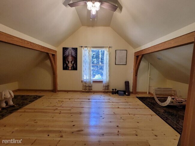 Building Photo - 3 br, 2 bath House - 11461 Greensprings Hwy
