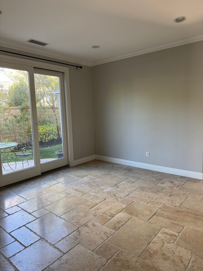 Foto del edificio - 25621 Mesquite Ct