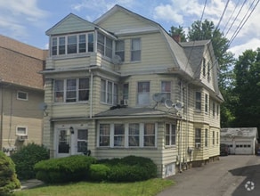 Building Photo - 46 Campfield Ave