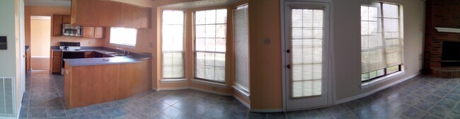 Photo - 2361 Shirecreek Cir House