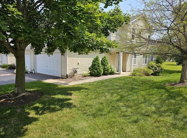Building Photo - 1424 Prescott Dr