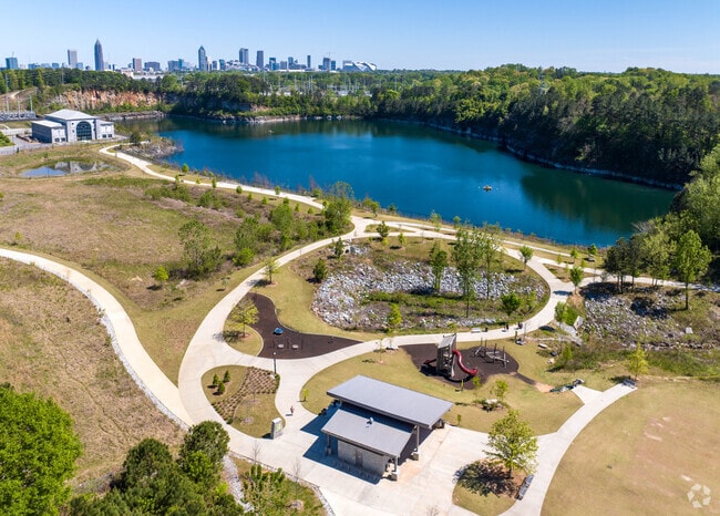 Westside Reservoir Park is the largest green space in Atlanta, covering 280 acres.