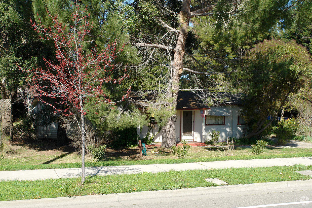 Building Photo - 2291 Guerneville Rd