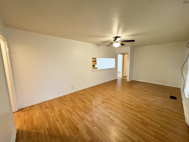 Foto del edificio - 3912 Gayle Ave