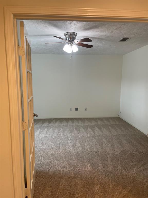 Building Photo - 21423 Park Tree Ln