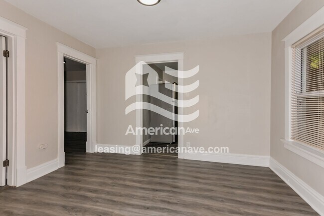Foto del edificio - 6810 Fairchild Ave