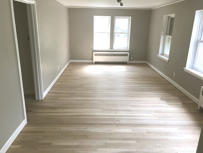 Sala de estar - 2110 W 1st St