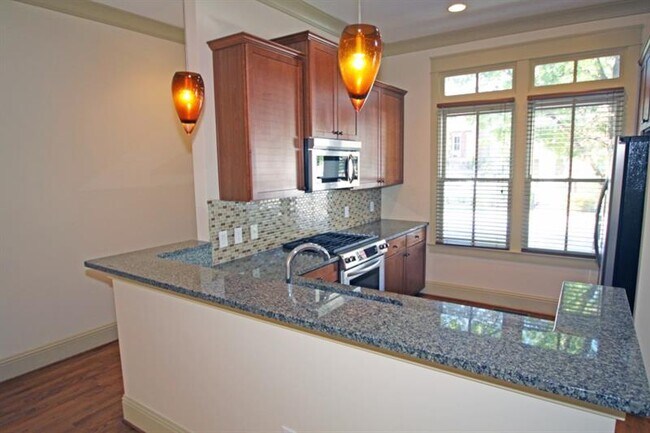 Building Photo - 4712 Dogwood Aly