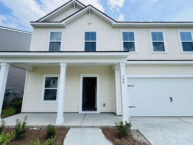 Building Photo - 148 Kingswood Ter