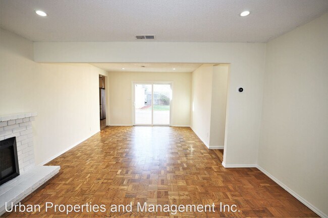 Building Photo - 4 br, 4 bath House - 687 Hurlingame Avenue