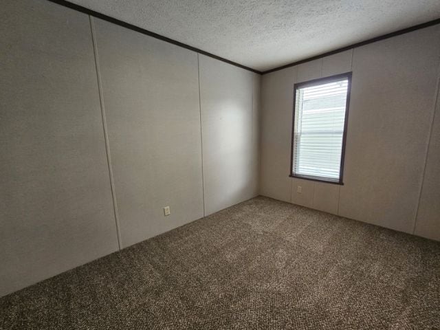 Building Photo - 46000 Geddes Rd