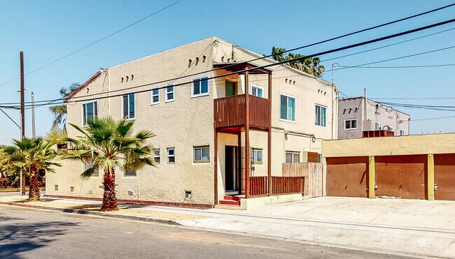 Building Photo - 1400 Rose Ave