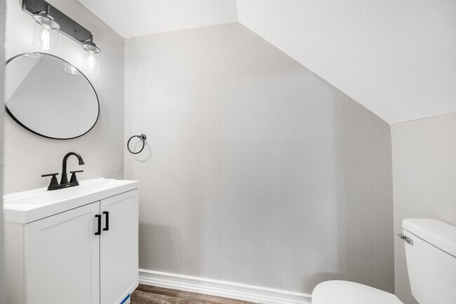 Foto del edificio - 2626 Holly Hall St