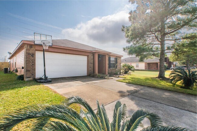 Building Photo - 21422 Sunrise Brook Ln