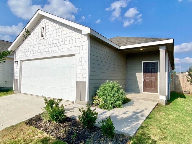 Building Photo - Modern Comfort Meets Prime Location – New ...