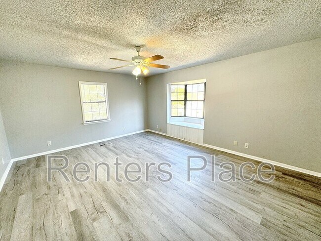 Foto del edificio - 4215 S 26th W Ave