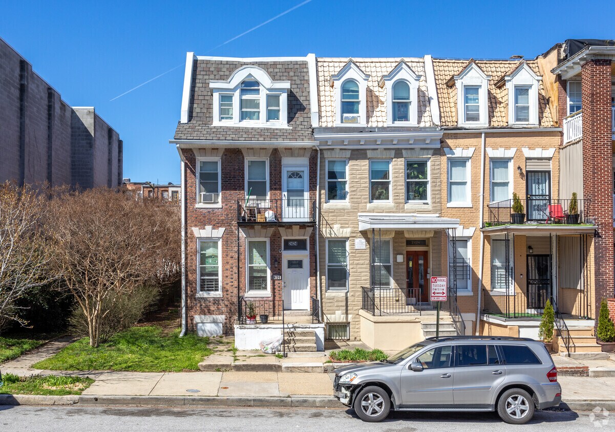 Aerial Photo - 2424 Callow Ave