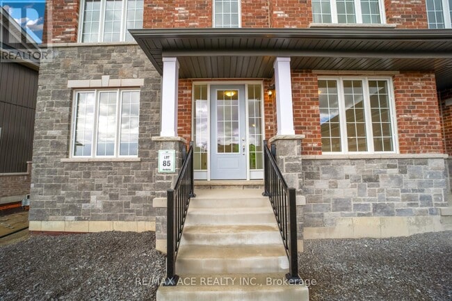 Building Photo - 81 Golden Mdws Dr