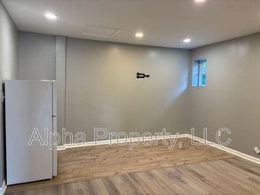 Building Photo - 205 Floyd Rd