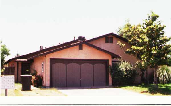 Primary Photo - 4100 Fara Biundo Dr