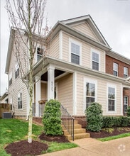 Building Photo - 6735 Sunnywood Dr