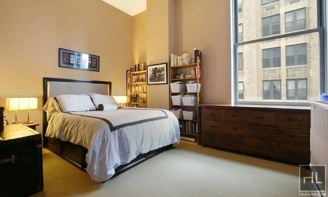 Building Photo - Luxury Brooklyn Heights Living