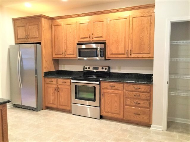 Foto del edificio - 103 High Ridge Dr S