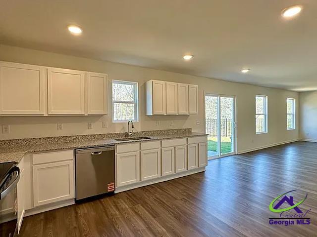 Foto del edificio - 520 Liberty Hall Dr