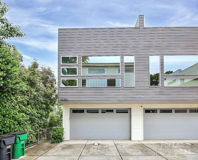 Foto del edificio - 916 Greenleaf Ave