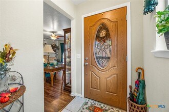 Building Photo - 619 Strings Dr