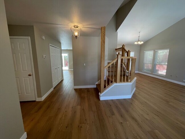 Building Photo - 4458 Highplains Dr