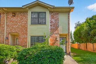 Building Photo - 6710 Biggs Ct