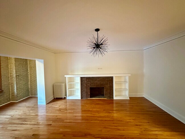 Foto del edificio - 5606 N Kenmore Ave