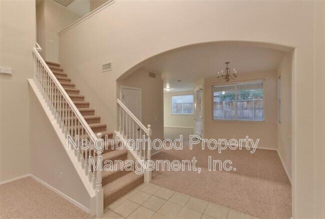 Foto del edificio - 4038 W Peach Tree Ln